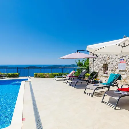 Beautiful In With Wifi Holiday home Trsteno