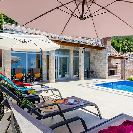 Holiday home Beautiful In With Wifi