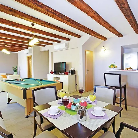 Beautiful In With Wifi بيت للعطل تريستينو