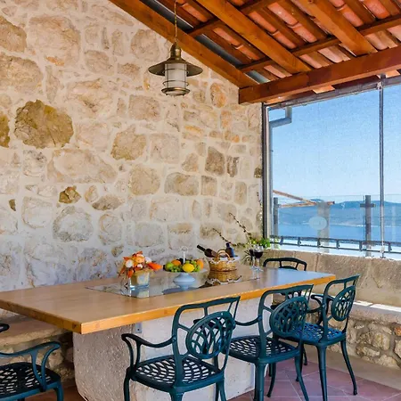 Beautiful In With Wifi Holiday home Trsteno