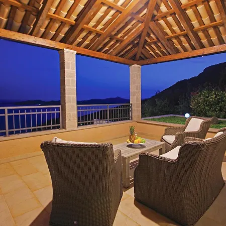 Awesome Home In Trsteno With Sauna Casa vacanze *